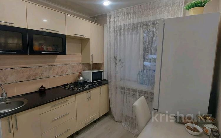 1-комнатная квартира, 30 м², 1/4 этаж, Ауэзова за 11.4 млн 〒 в Петропавловске — фото 2