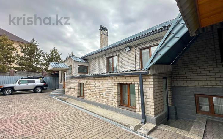 Жеке үй · 8 бөлме · 300 м² · 10 жүзд., Гагарина 111, бағасы: 130 млн ₸ в Талдыкоргане — фото 23