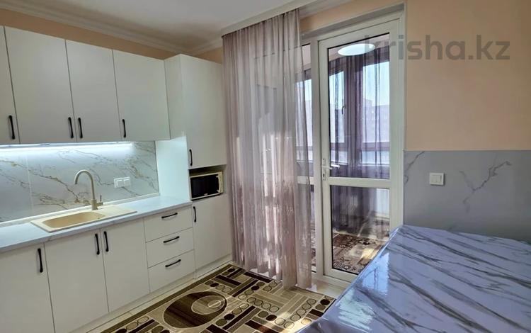 1-комнатная квартира · 45 м² · 7/9 этаж, мкр Аккент, Мкр. Аккент за 220 000 〒 в Алматы, Алатауский р-н — фото 12