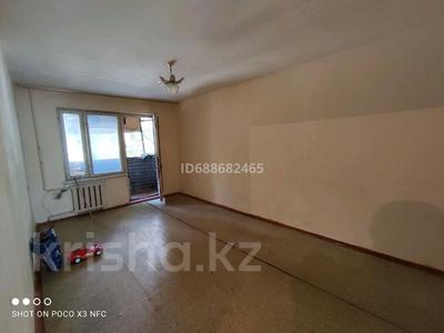 2-бөлмелі пәтер · 45 м² · 2/5 қабат, Мкр Жансая 8 — Момышулы - тәуке хан, бағасы: 80 000 〒 в Таразе