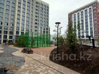 3-бөлмелі пәтер · 100 м² · 3/7 қабат, По ул. Ханов Керея и Жанибека 48, бағасы: 85 млн ₸ в Астане, Есильский р-н