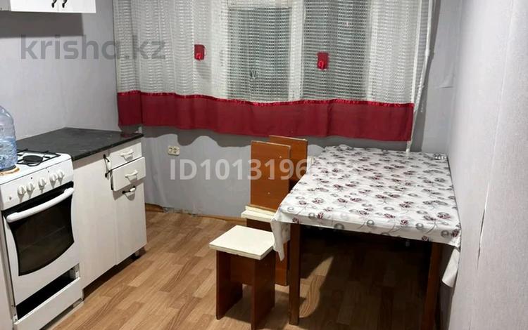 3-бөлмелі пәтер · 66 м² · 1/5 қабат, 12 микрорайон 44/1, бағасы: 150 000 ₸ в Караганде, Алихана Бокейханова р-н — фото 2