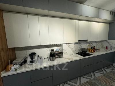 Отдельный дом · 9 комнат · 380 м² · 12 сот., мкр Достык 162 за 295 млн 〒 в Алматы, Ауэзовский р-н