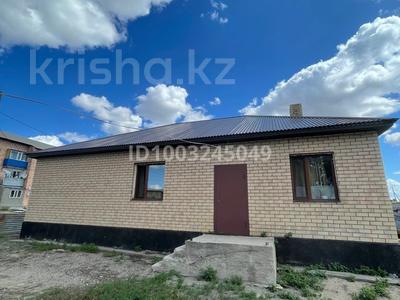 Отдельный дом · 3 комнаты · 122.3 м² · 10 сот., Акселеу Сейдимбеков 60/1 за 38 млн 〒 в Жанаарка