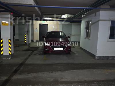 Паркинг · мкр Комсомольский, Кабанбай батыра 60/9 — Нурлана Балгымбаева за 2.1 млн ₸ в Астане, Есильский р-н