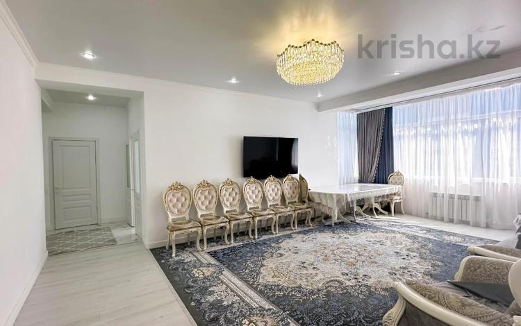 3-комнатная квартира · 116 м² · 8/8 этаж, Болашак за 59 млн ₸ в Талдыкоргане, мкр Болашак — фото 2