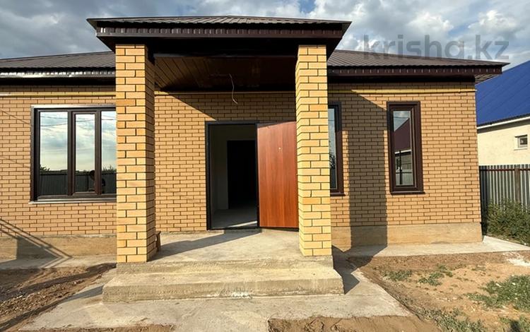 Отдельный дом · 4 комнаты · 126 м² · 4 сот., Роза Бағланова 72 за 23.5 млн 〒 в Уральске — фото 2