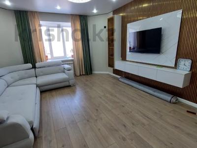 4-комнатная квартира · 142 м² · 3/5 этаж, Новый город, Мангилик ел за 65 млн ₸ в Актобе