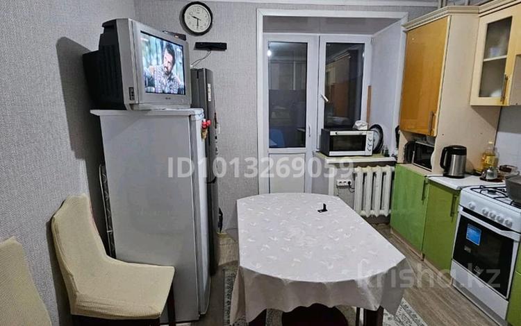 2-бөлмелі пәтер · 50 м² · 2/5 қабат, Кеменгерулы 15 — 21 школа, бағасы: 15.5 млн ₸ в Астане, р-н Байконур — фото 3