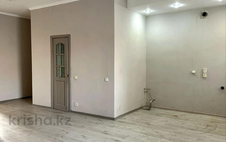 Свободное назначение, офисы, магазины и бутики, салоны красоты, фитнес и спорт, медцентры и аптеки, образование, развлечения, конференц-залы, кабинеты и рабочие места, студии · 46.2 м² за 200 000 〒 в Усть-Каменогорске — фото 5