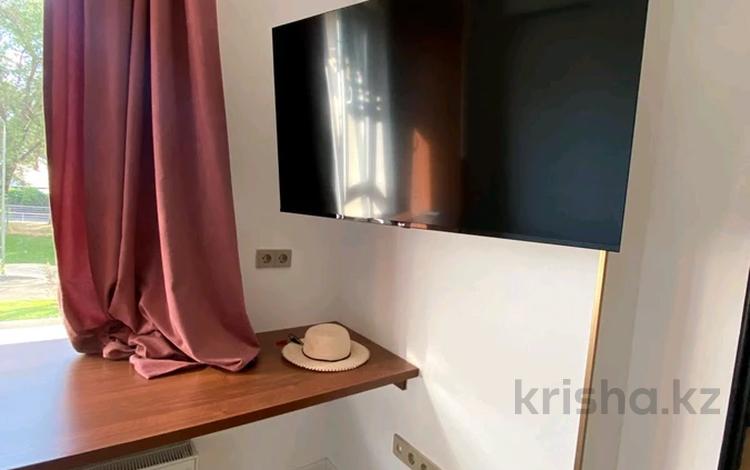 2-комнатная квартира · 50 м², Каныша Сатпаева 90/55Б за 450 000 ₸ в Алматы, Бостандыкский р-н — фото 2