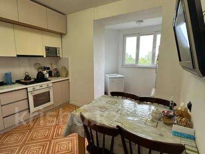 2-комнатная квартира · 51 м² · 5/5 этаж, Розыбакиева за 42 млн ₸ в Алматы, Алмалинский р-н