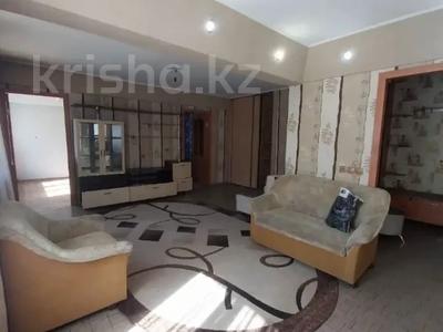 3-комнатная квартира · 59 м² · 2/5 этаж, Бурова 24а за 19.3 млн ₸ в Усть-Каменогорске