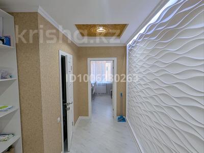 2-бөлмелі пәтер · 77.1 м² · 5/5 қабат, мкр Астана 45, бағасы: 30 млн ₸ в Уральске