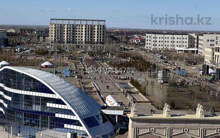 1-бөлмелі пәтер · 40 м² · 10/10 қабат, мкр Кунаева 67 — Продаётся) уютная 1-комнатная квартира общей площадью 40 кв.м. Квартира светлая и просторная, удобная планировка. Развитая инфраструктура: рядом магазины, школы, остановки общественного транспорта., бағасы: 16 млн ₸ в Уральске — фото 2