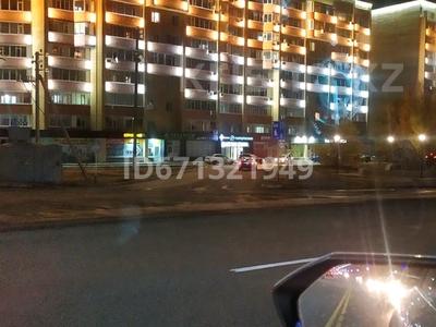 3-бөлмелі пәтер · 93 м² · 8/9 қабат, Болашақ ш/а. 129/2, бағасы: 28 млн ₸ в Актобе, мкр Болашак