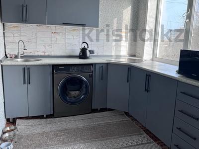 4-комнатная квартира · 61 м² · 4/5 этаж, 40 лет Победы 46/1 за 14 млн 〒 в Шахтинске