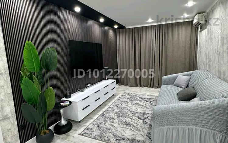 2-комнатная квартира · 44 м² · 4/5 этаж, Авангард - 2 мкр 7 за 19 млн ₸ в Атырау, мкр Авангард-2 — фото 2