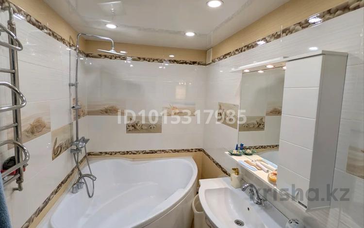 4-бөлмелі пәтер · 85 м² · 5/5 қабат, Бульвар Гагарина 19, бағасы: 35 млн ₸ в Усть-Каменогорске, Ульбинский — фото 22