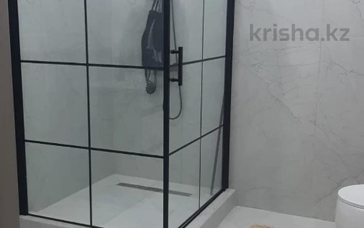 2-бөлмелі пәтер · 68 м² · 10/14 қабат, мкр 11, бағасы: 26.5 млн ₸ в Актобе — фото 2