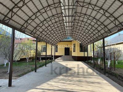 Часть дома · 5 комнат · 170 м² · , мкр Самал-2, Сарыозек 483 — Рядом улица Аргынбекова и Коркем тойхана за 63 млн ₸ в Шымкенте, Абайский р-н
