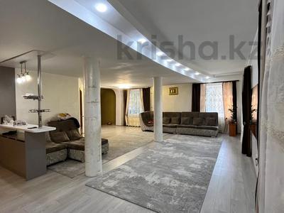 Отдельный дом · 5 комнат · 270 м² · 10 сот., Воронина 98 за 105 млн 〒 в Усть-Каменогорске