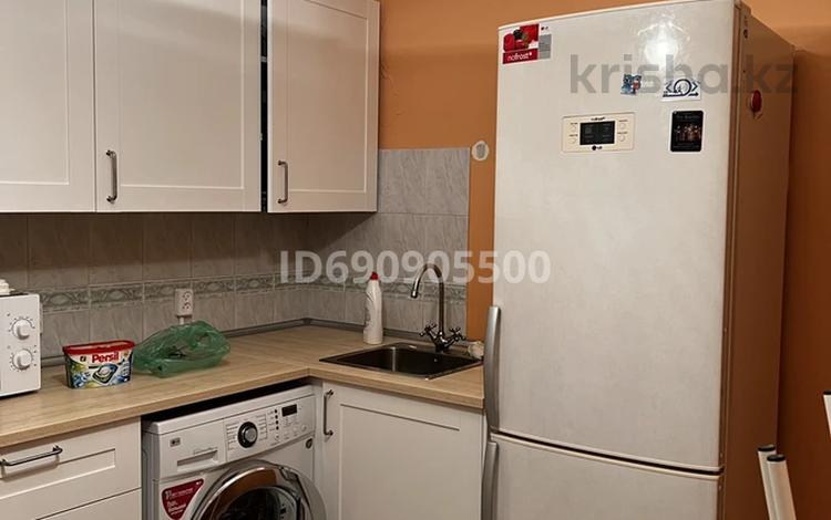 3-бөлмелі пәтер · 70 м² · 3/5 қабат, мкр Центральный 5, бағасы: 28 млн ₸ в Атырау — фото 2
