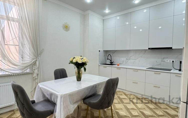 3-бөлмелі пәтер · 84.7 м² · 10/10 қабат, Казыбек Би 37 — Казыбек Би, бағасы: 56 млн ₸ в Астане, Нура р-н — фото 2