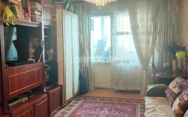 3-комнатная квартира, 60 м², 2/5 этаж, мкр Тастак-1 — фурката за 34 млн 〒 в Алматы, Ауэзовский р-н — фото 2