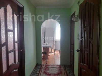 1-комнатная квартира · 35 м² · 5/5 этаж, 17 за 1 500 〒 в Атырау, мкр Авангард-4