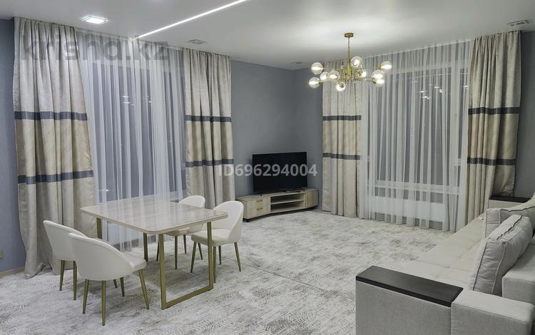 3-комнатная квартира, 93 м², 20/21 этаж помесячно, Аль-Фараби 105 — Ходжанова