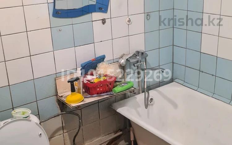 2-бөлмелі пәтер · 48 м² · 2/5 қабат, Талас ш/а 28, бағасы: 12 млн ₸ в Таразе, мкр Талас — фото 2