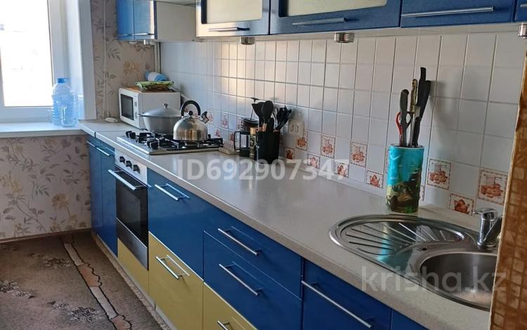 3-комнатная квартира · 58.6 м² · 5/5 этаж, Жумабаева 98 — Достык Молл за 23.5 млн 〒 в Петропавловске — фото 4