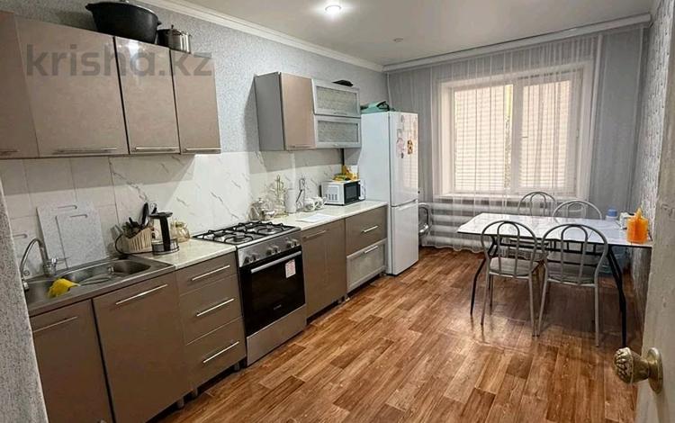 2-бөлмелі пәтер · 58 м² · 4/5 қабат, жамбыл жабаева 157, бағасы: 12 млн ₸ в Кокшетау — фото 2