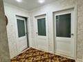 3-комнатная квартира · 62 м² · 2/5 этаж, Майкудук, Майкудук, 15й микрорайон 11 за 14 млн ₸ в Караганде, Алихана Бокейханова р-н — фото 3