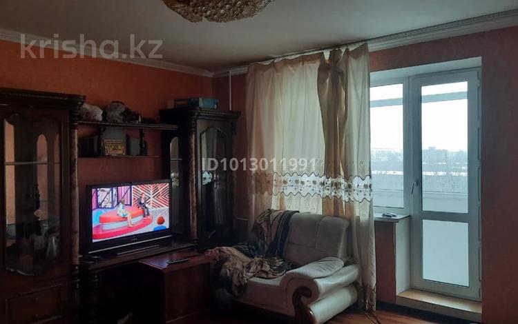 3-комнатная квартира · 64 м² · 9/10 этаж, мкр Юго-Восток, 28й микрорайон 9 — Шахтеров-Строителей за 26 млн ₸ в Караганде, Казыбек би р-н — фото 2