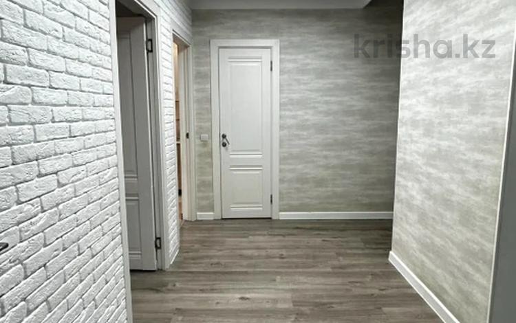 2-комнатная квартира · 61 м² · 1/7 этаж, мкр. Алтын орда за 24 млн ₸ в Актобе — фото 2