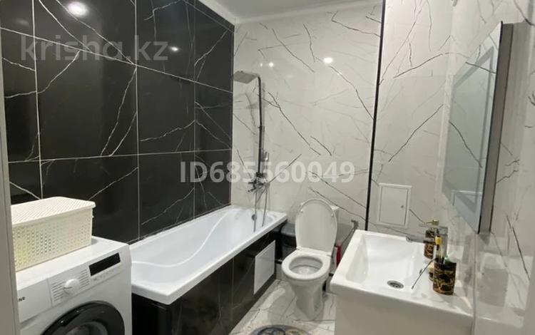 2-комнатная квартира · 47 м² · 8/8 этаж, мкр Комсомольский, Букар Жырау 42 за 250 000 ₸ в Астане, Есильский р-н — фото 3