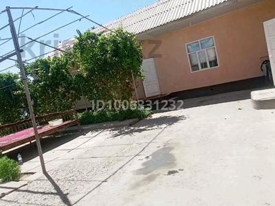 Отдельный дом · 9 комнат · 120 м² · 6 сот., Тайынша 41 — Возле магазина Ахат ата за 20 млн 〒 в Шымкенте, Енбекшинский р-н