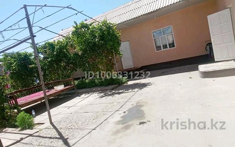 Жеке үй · 9 бөлме · 120 м² · , Тайынша 41 — Возле магазина Ахат ата, бағасы: 20 млн ₸ в Шымкенте, Енбекшинский р-н — фото 2