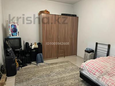 1-комнатная квартира · 34.4 м², мкр Карасу Ауэзовой 10 — возле мечети Мырзахмет за 18 млн 〒 в Алматы, Алатауский р-н