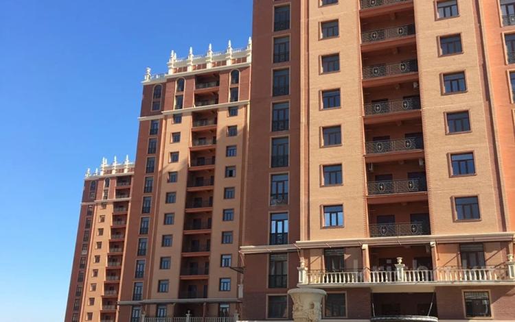 1-бөлмелі пәтер · 55 м² · 8/15 қабат, 17-й мкр, ​17-й микрорайон 8, бағасы: 210 000 ₸ в Актау — фото 2