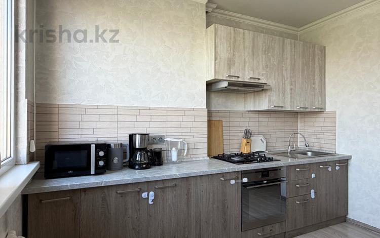 2-комнатная квартира · 53 м² · 9/9 этаж, Жандосова 34А — Ауэзова за 370 000 ₸ в Алматы, Бостандыкский р-н — фото 2