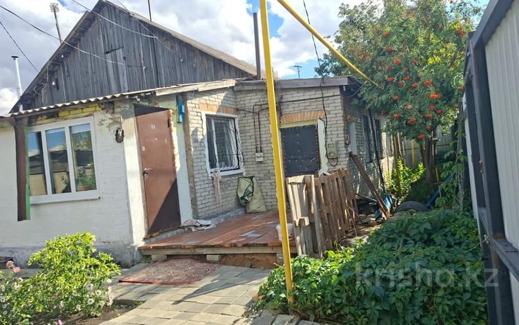 Часть дома · 3 комнаты · 56.4 м² · 4.6 сот., 40 лет октября 22 за 15 млн ₸ в Костанайской обл. — фото 2