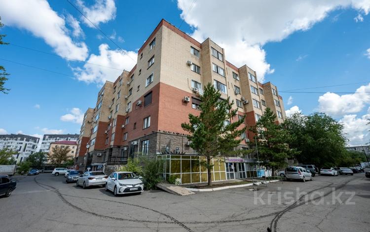 3-бөлмелі пәтер · 117 м² · 4/6 қабат, Есенберлина 38, бағасы: 42.6 млн ₸ в Астане, Сарыарка р-н — фото 4