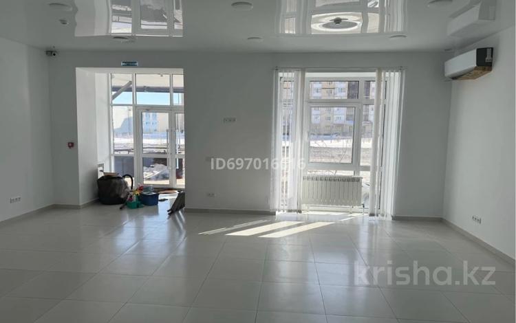 Свободное назначение, офисы · 113 м² за 500 000 ₸ в Актобе, мкр. Алтын орда — фото 3
