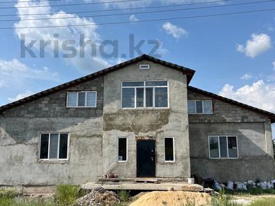 Отдельный дом · 6 комнат · 300 м² · 11 сот., Тукина 11 за 35 млн 〒 в Кокшетау