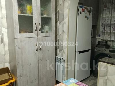Продажа квартир в Шымкенте: 4-комнатная квартира · 76 м² · 1/5 этаж, 16-й микрорайон, 16-й микрорайон — Кабиско, Север за 33 млн 〒 4-комнатная квартира · 76 м² · 1/5 этаж, 16-й микрорайон, 16-й микрорайон — Кабиско, Север за 33 млн 〒 в Шымкенте, Аль-Фарабийский р-н