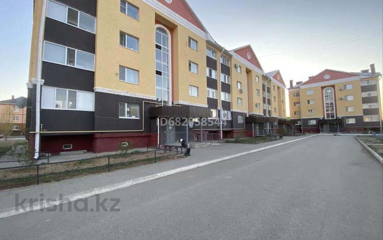 2-комнатная квартира · 59.8 м² · 3/4 этаж, Нур Актобе, НурСити 1мкр 28к 28К — Дина супермаркет за 20 млн ₸ — фото 13