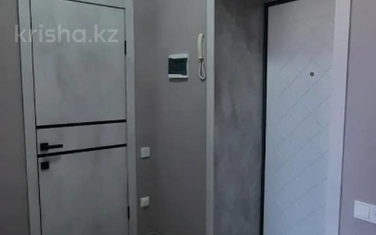 1-бөлмелі пәтер · 43.2 м² · 9/9 қабат, Мамай Батыра 133, бағасы: 28.8 млн ₸ в Семее — фото 3